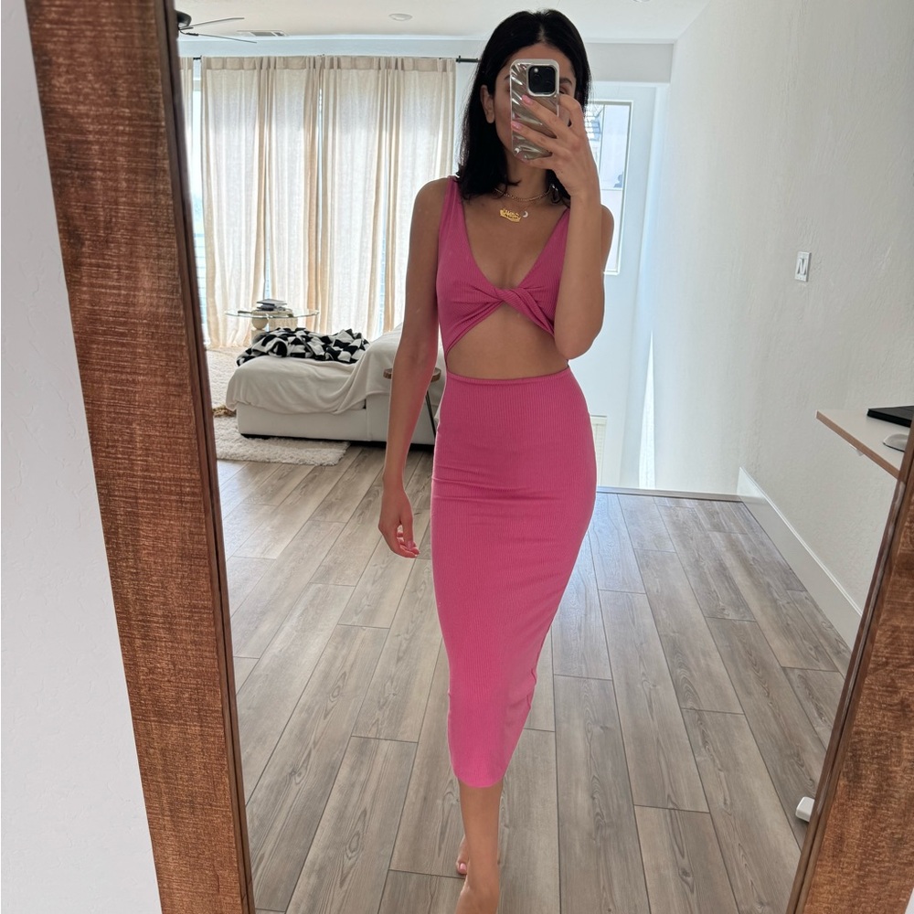 Skatie pink cutout midi dress